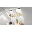 Velux GLU MK06 0061 Standard Billenő PU bev. tetőablak, felső kil. 3 r. üv. fehér 78x118 cm